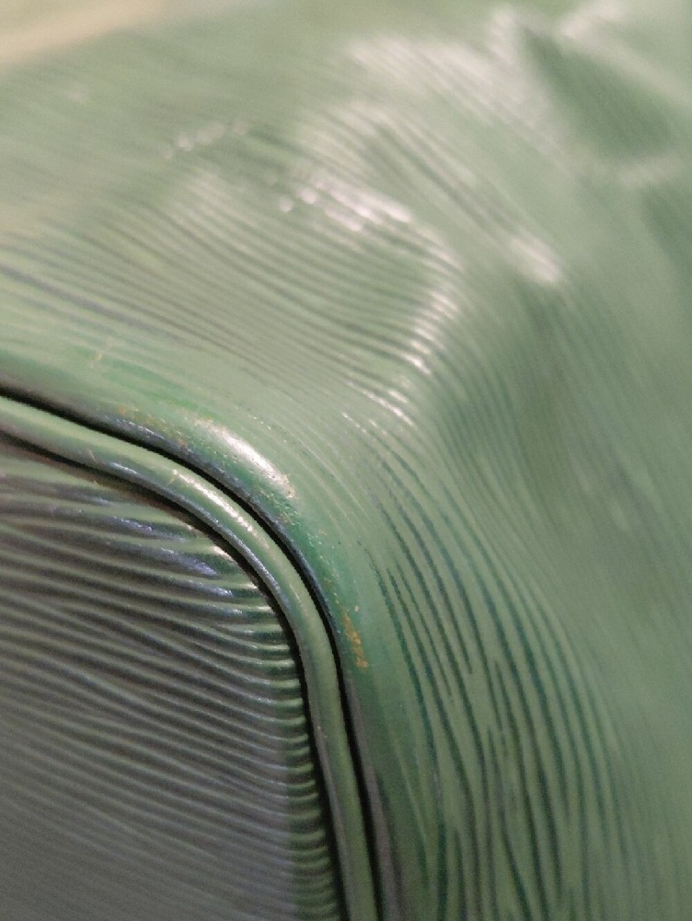 Louis Vuitton Petit Noe In Green Epi Leather GVC - Picture 6 of 16